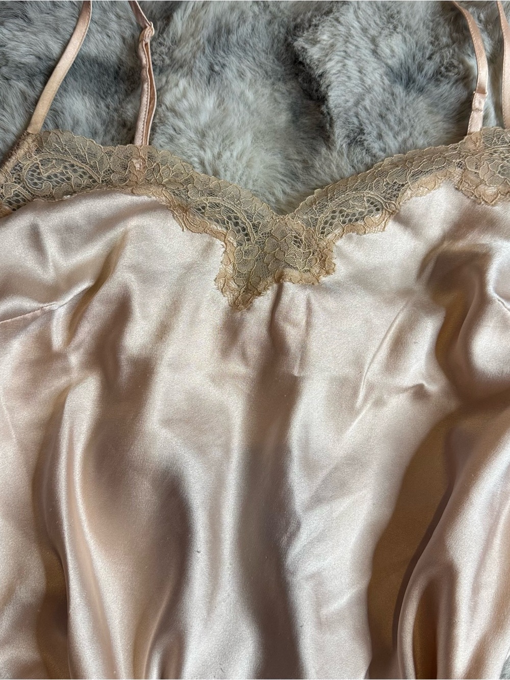 Victoria’s Secret 2016 Champagne Satin Lace Slip Chemise Nightgown M - Picture 2 of 15